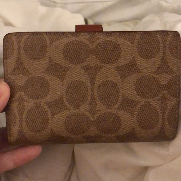 Authentic Coach wallet - Picture 4 of 5